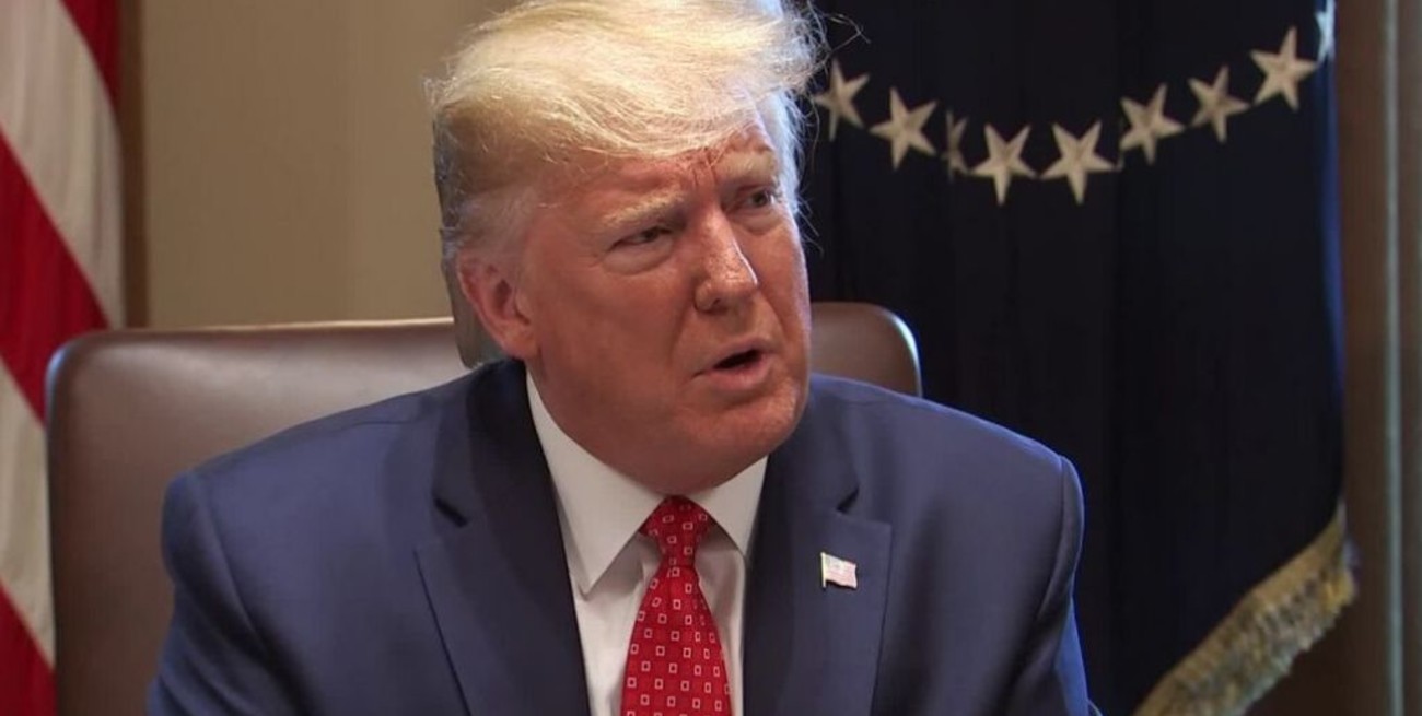 Un 50% de estadounidenses encuestados creen que Trump debe ser destituido