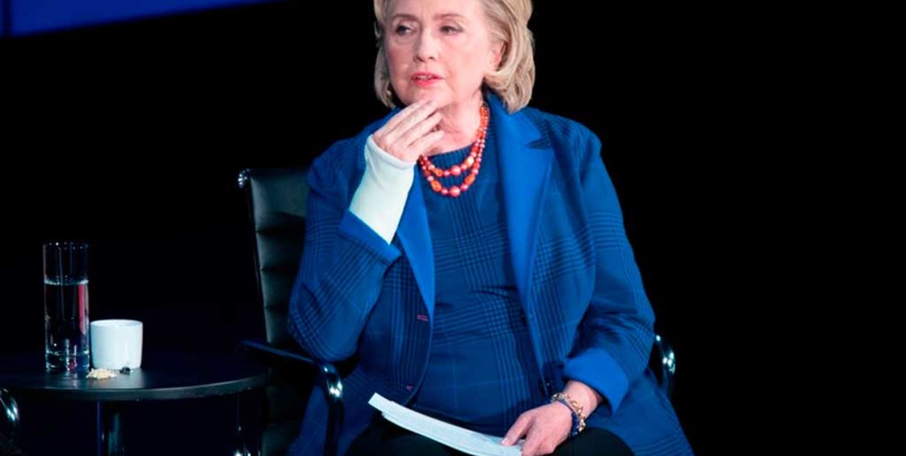 En qué consiste el programa que lidera Hillary  Clinton y que becó a una joven santafesina