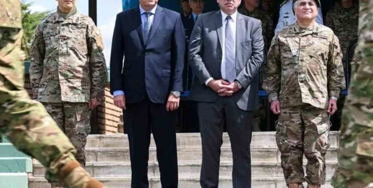El Gobierno oficializó a los nuevos jefes de las fuerzas armadas