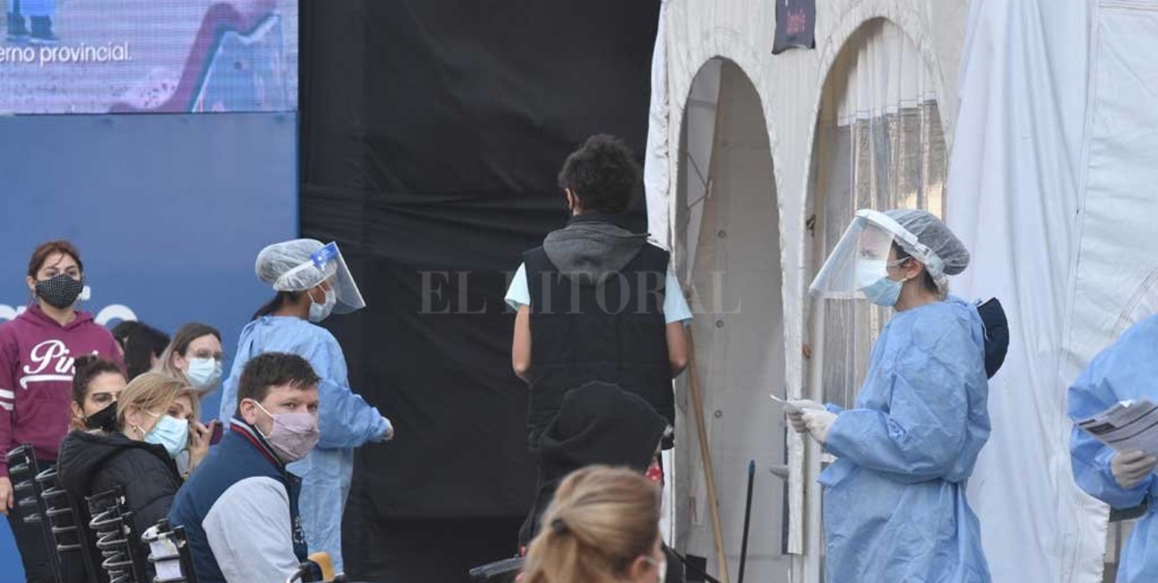 "La variante Delta nos puede llegar a desequilibrar", advierte el secretario de Salud de Santa Fe