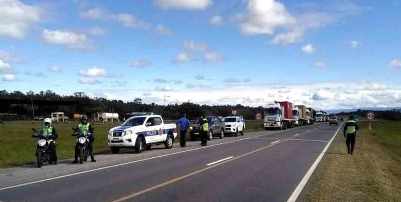 Salta: un hombre cortó la ruta en pleno aislamiento y terminó detenido