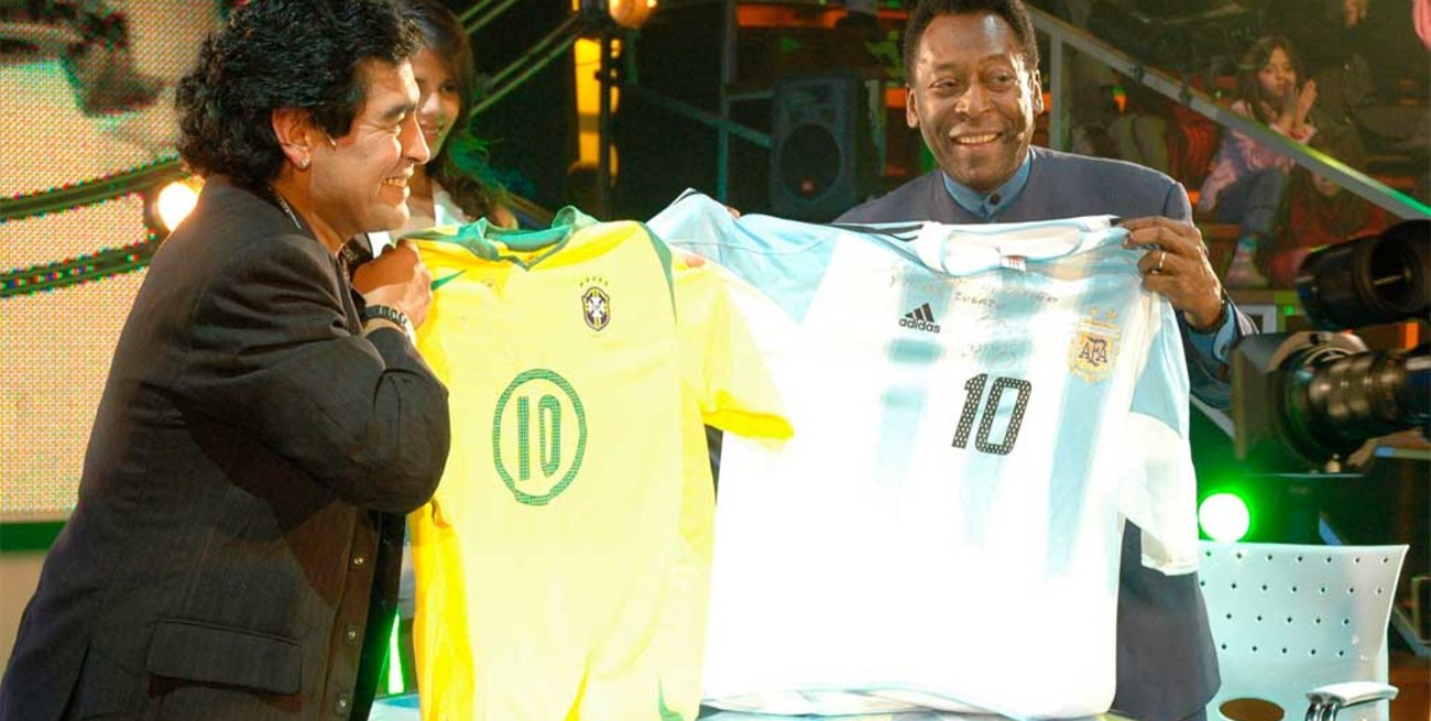 Emiten un especial de "La noche del 10" en homenaje a Maradona