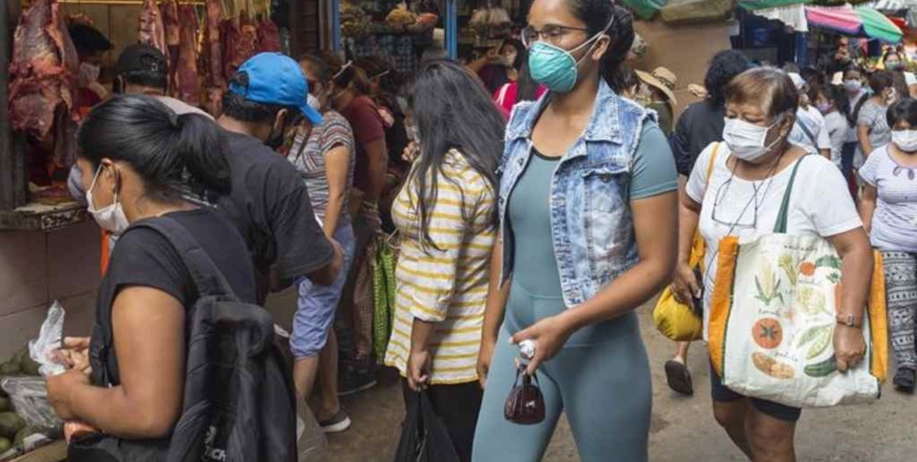 Perú vuelve a ser el país con más muertes a causa de coronavirus por cada 100 mil habitantes  