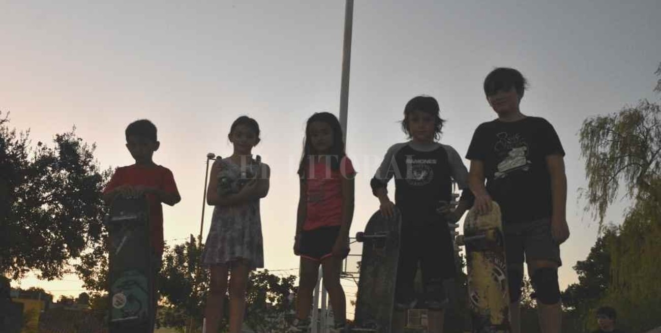 El Skate Park Candioti está desbordado y en mal estado  