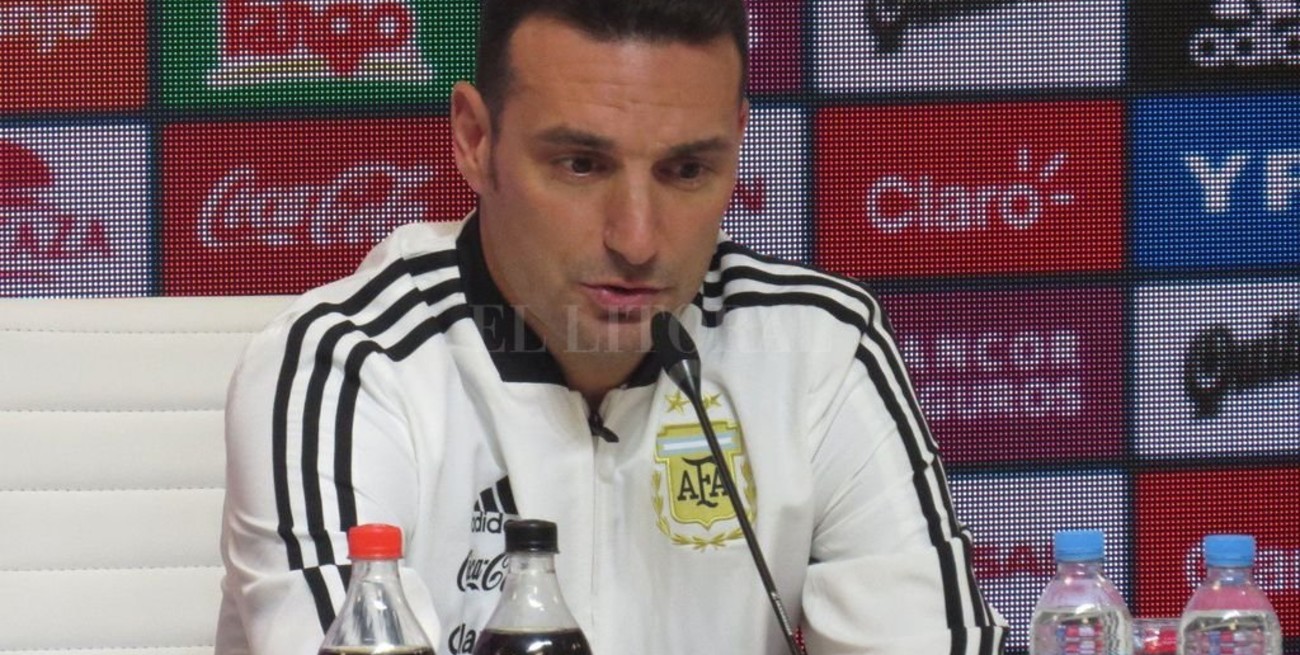 Scaloni: "Todos sabemos que yo estoy como entrenador interino, no tengo dudas de eso"