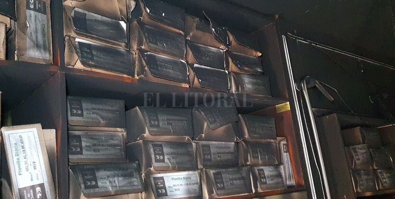 Máxima tensión en Chabás: prendieron fuego la comuna