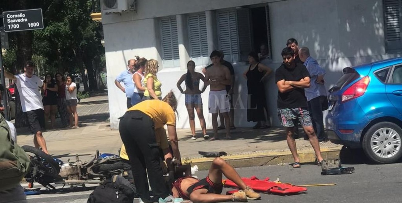 Robo frustrado en el sur de la ciudad: Huyeron, chocaron y uno de los ladrones sufrió lesiones graves