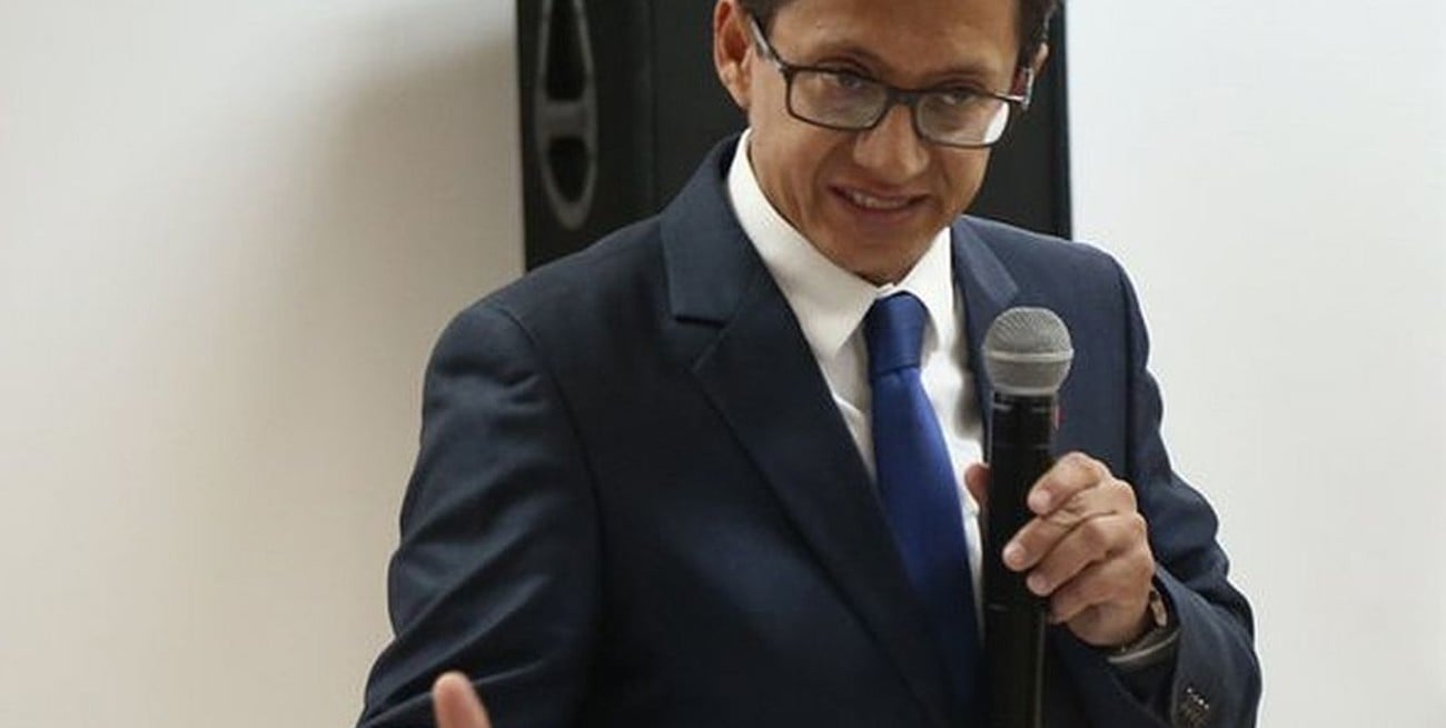 Acusan por abuso sexual al defensor del Pueblo de Ecuador 