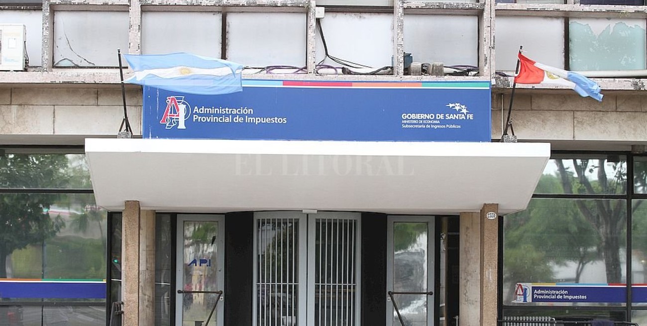 API retoma la atención al público este martes