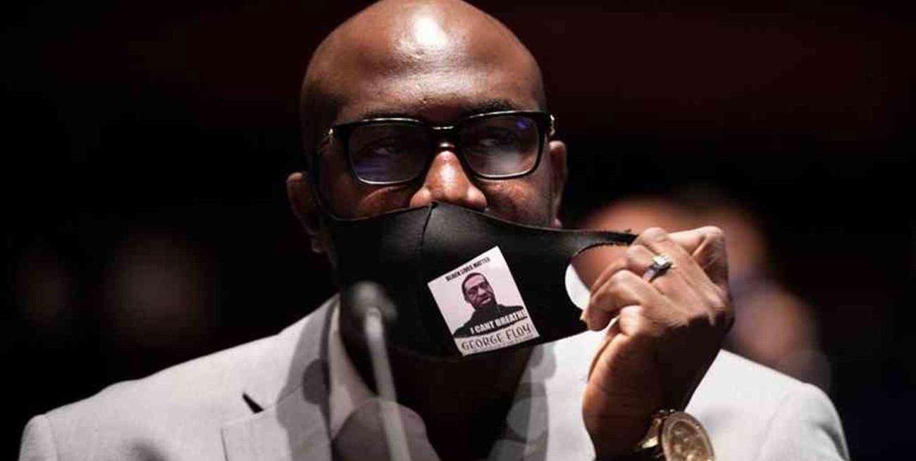 El hermano de George Floyd pidió actuar al Congreso de Estados Unidos