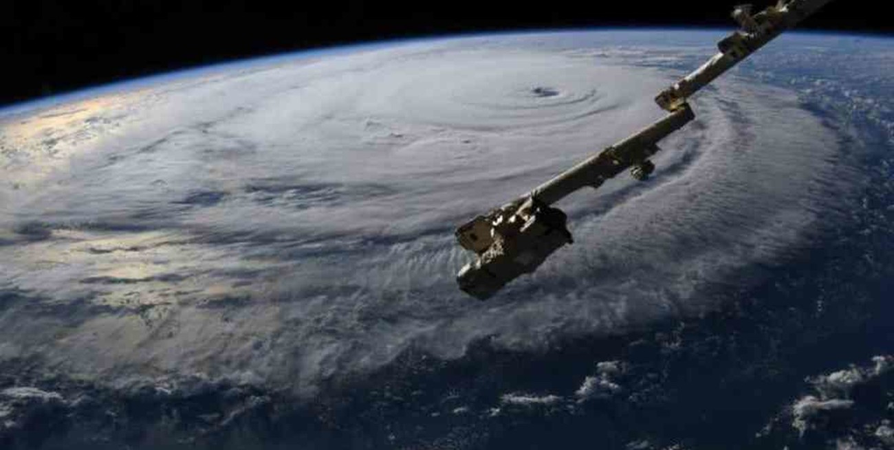 La NASA reveló que el cohete de SpaceX casi impacta contra un ovni