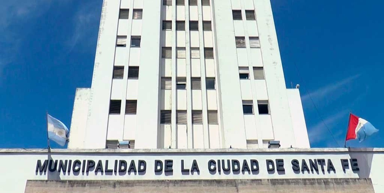 Jatón anticipó que habrá una "reestructuración" en su gabinete