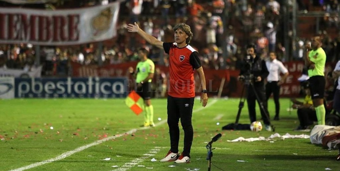 Héctor Bidoglio fue confirmado como entrenador de Newell's
