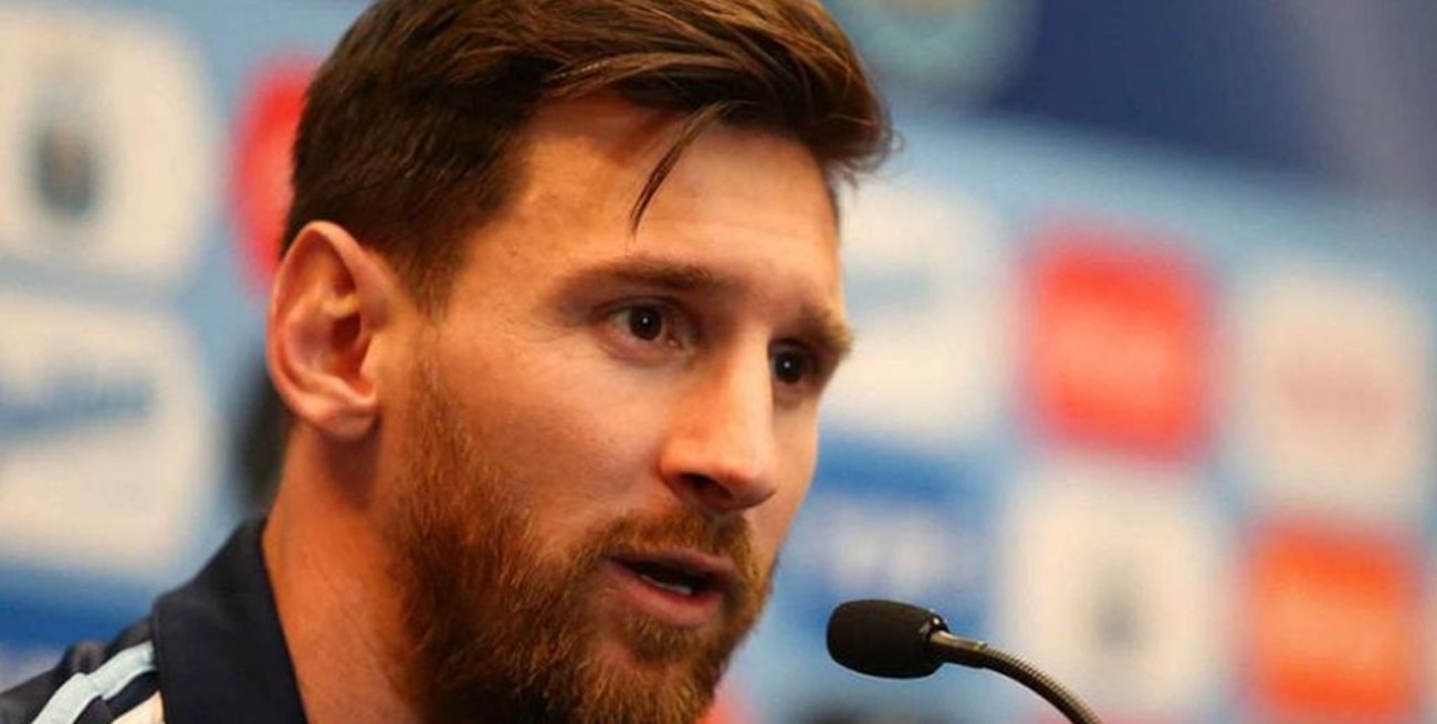 Messi, enojado: "Nosotros no vendemos humo y amamos a la Selección"