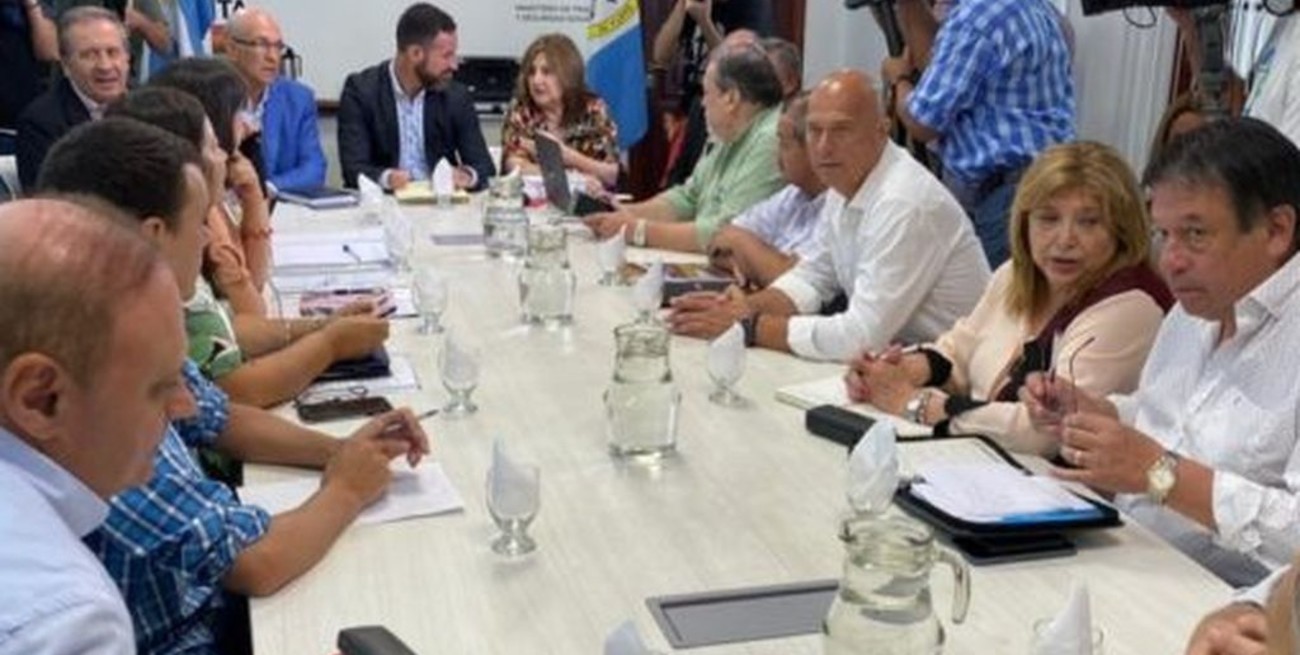 Paritaria docente: Este jueves se vuelven a reunir los gremios y el gobierno