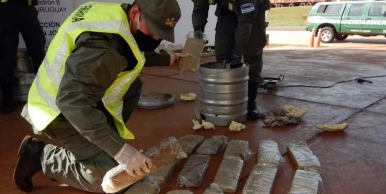 Despacharon desde Misiones a Rosario tres barriles con 60 kilos de marihuana