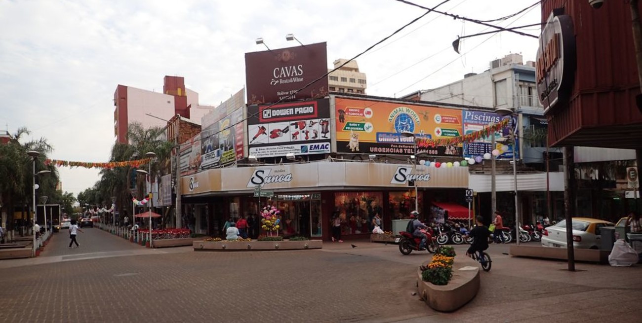 Brasileños y paraguayos de compras en Misiones