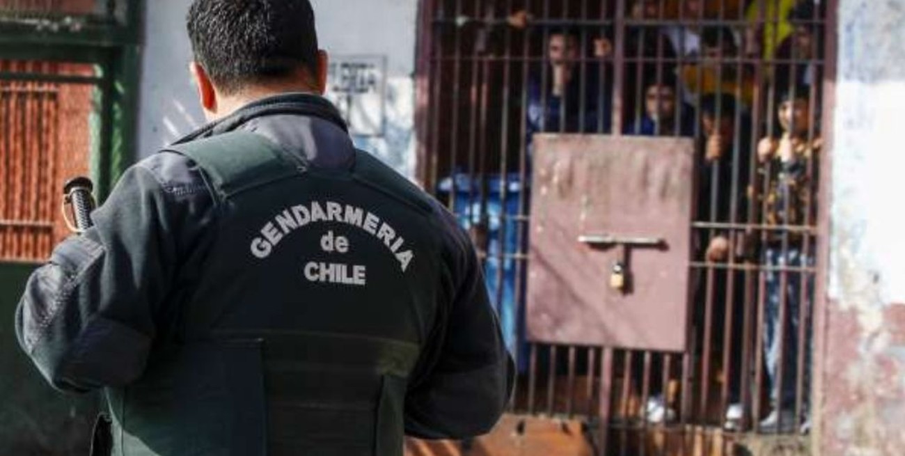 Chile reporta 149 positivos en la cárcel de Santiago y casi 11.000 a nivel país