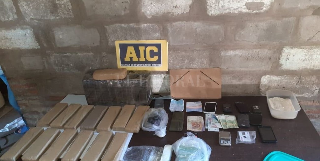 Siete detenidos en múltiples allanamientos por drogas con epicentro en Villa Ocampo