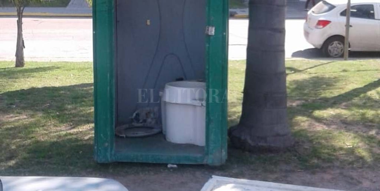 Terminaron la obra y se olvidaron el baño