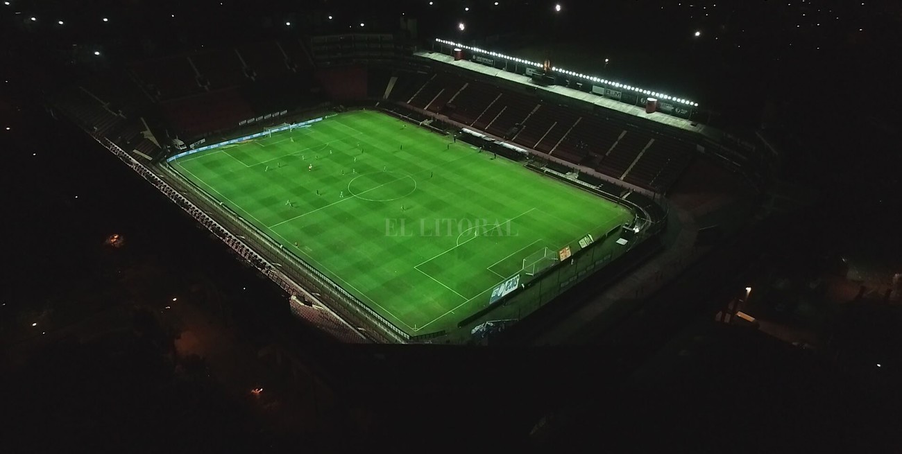 El clásico irá de noche en Colón y Unión ya sabrá qué le conviene