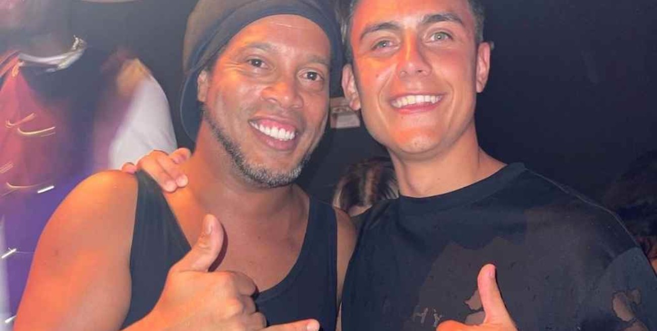 Paulo Dybala y Ronaldinho se encontraron en un bar en Miami: "Fue cumplir un sueño" 