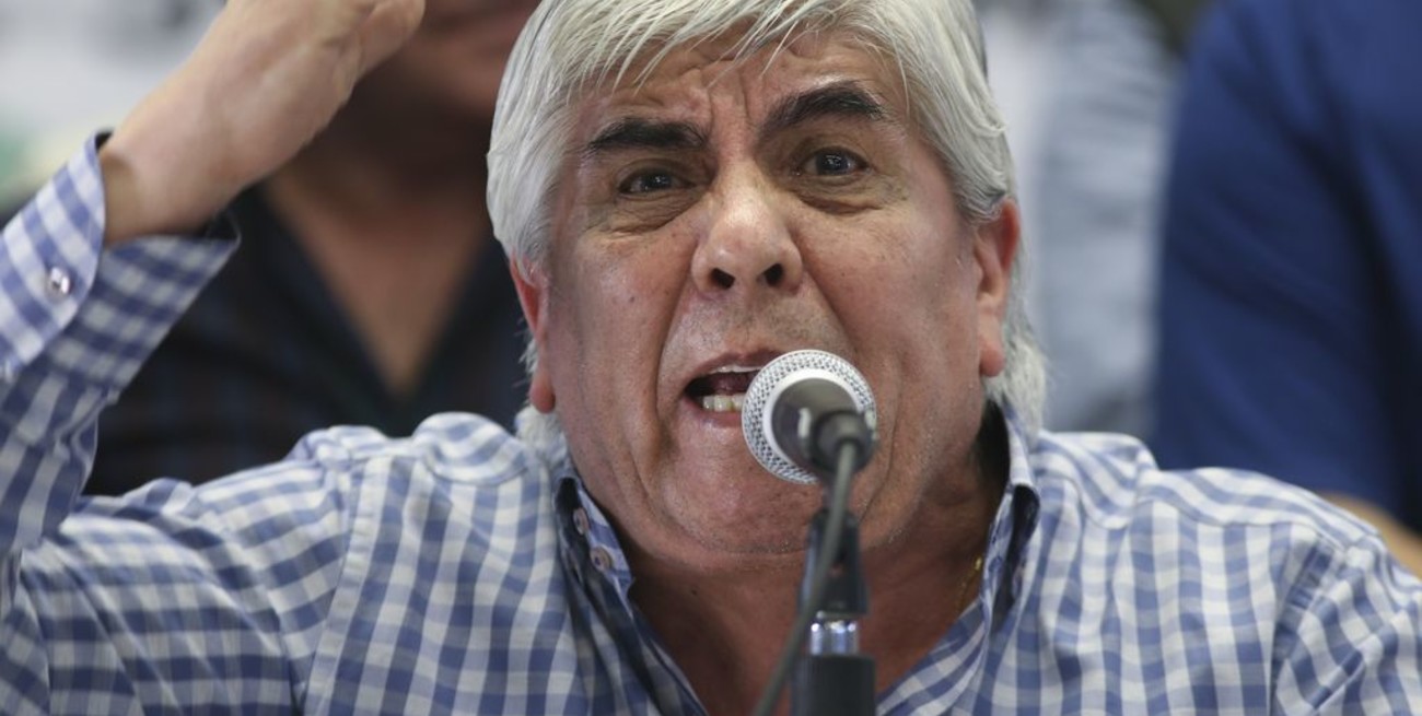 Moyano y las CTA anunciaron un paro general para el 30 de abril