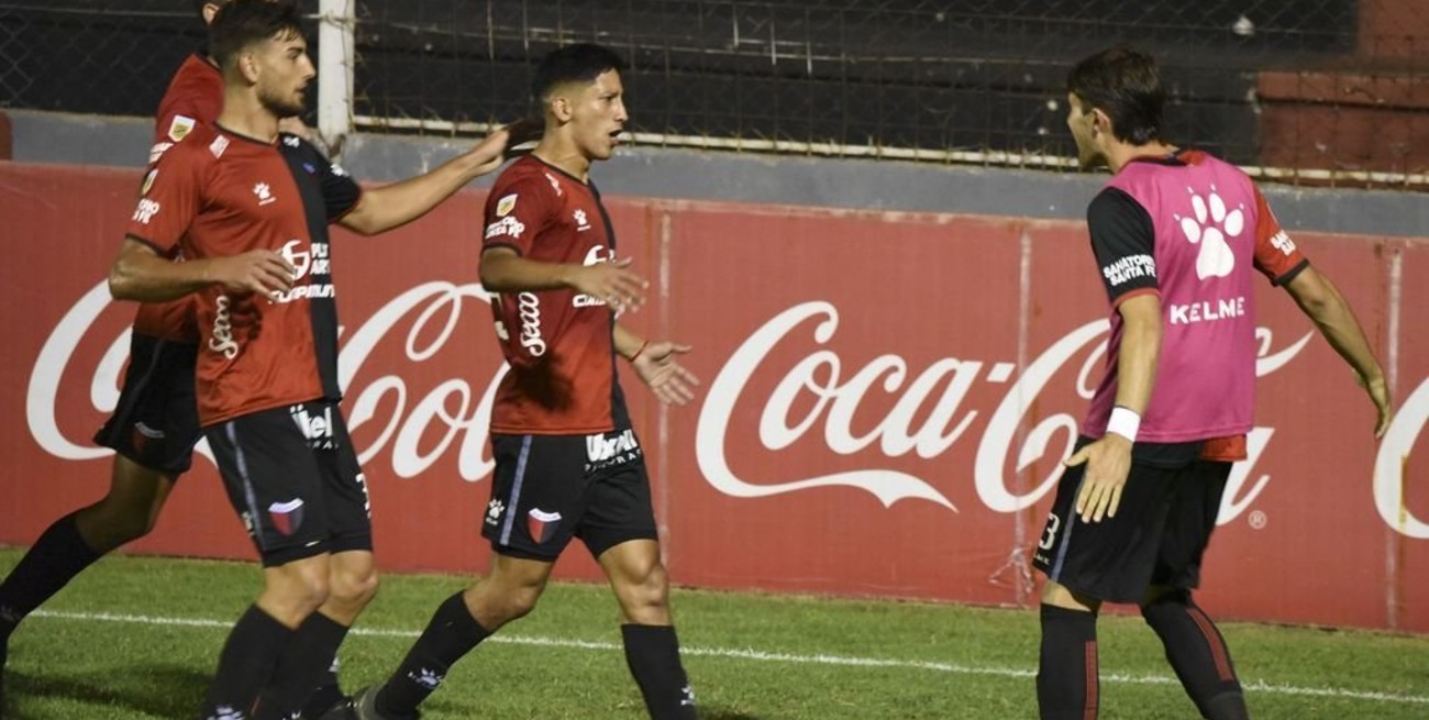 Colón venció a Cipolletti y avanza en la Copa Argentina
