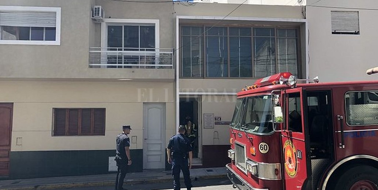 Paraná: vecinos denunciaron un incendio, pero solo se quemaba la comida