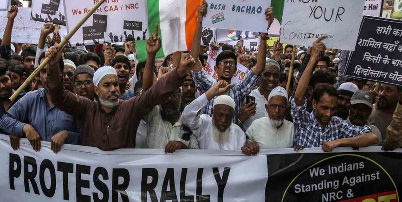 Continúan las protestas en la India pese a las restricciones gubernamentales