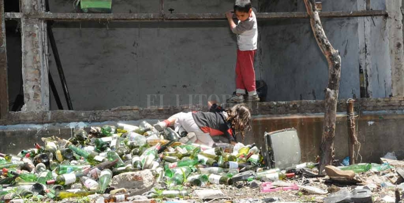 Miedo e incertidumbre: cómo afecta la economía a la niñez y adolescencia