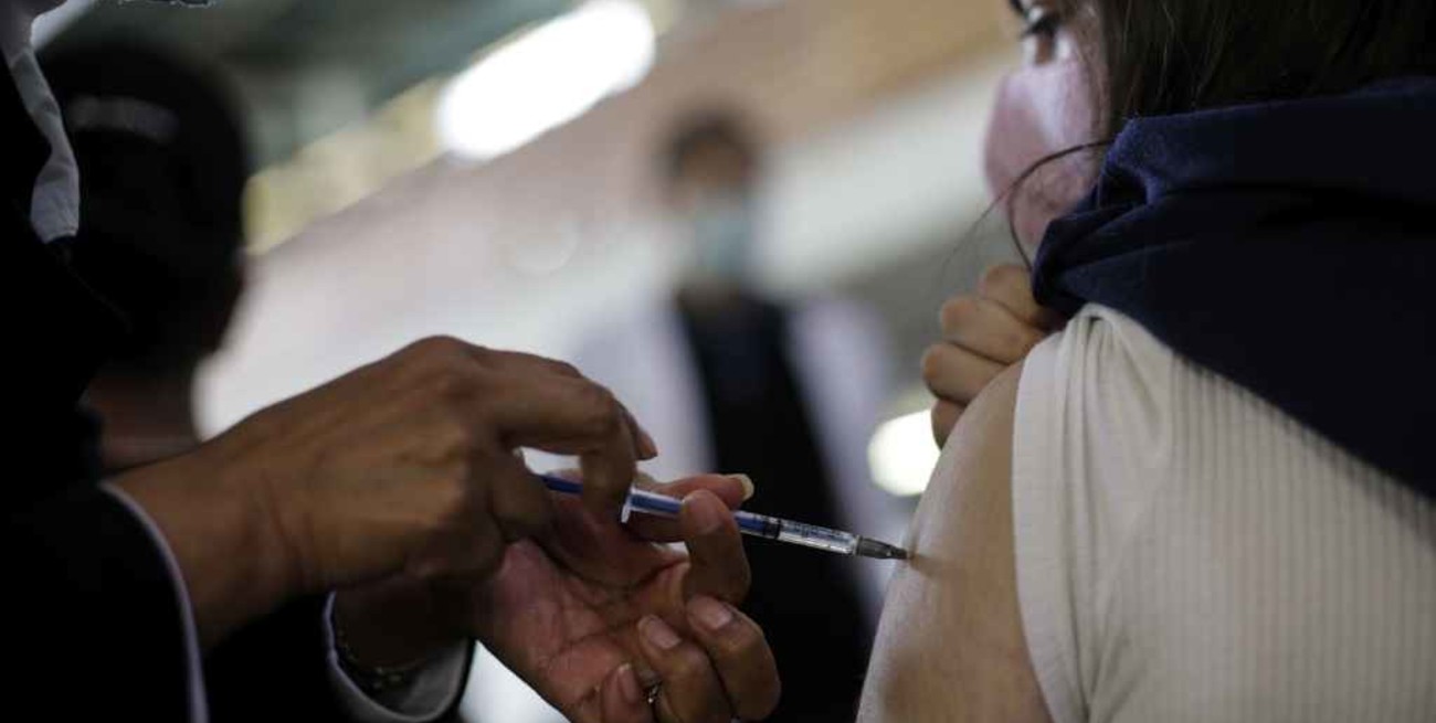 Corrientes inicia la aplicación de tercera dosis de la vacuna anti Covid a la población en general