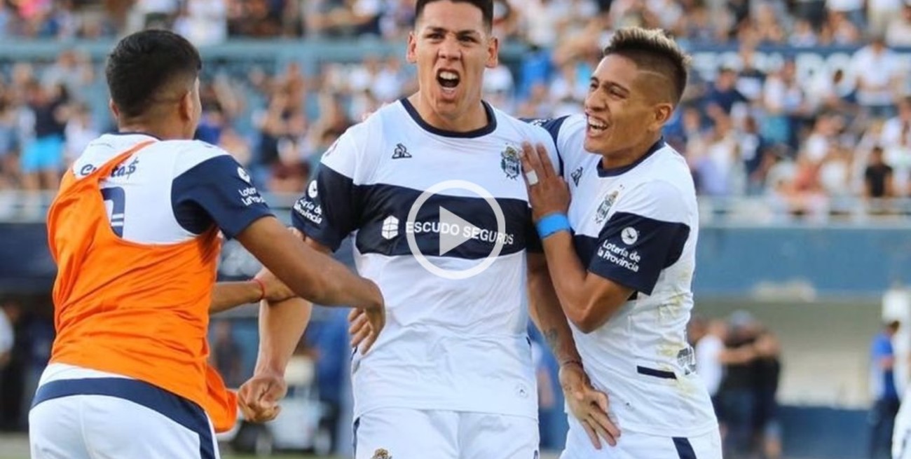 Gimnasia venció a Central Córdoba y consiguió el primer triunfo como local con Maradona