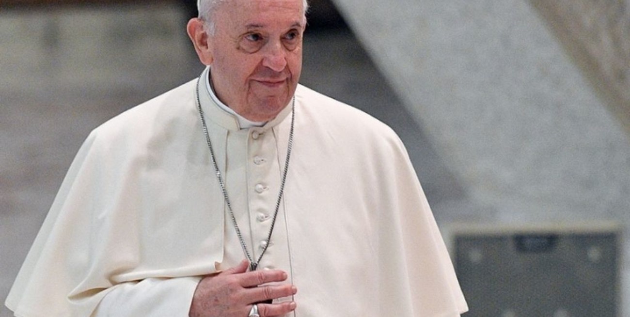 Francisco pidió "buena política" como "antídoto a la polarización"