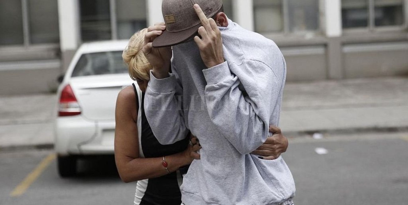 Miramar: La adolescente reconoció a tres de los abusadores y los otros dos fueron liberados