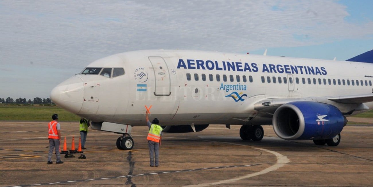 Aerolíneas Argentinas canceló todos los vuelos previstos para el martes 30 de abril