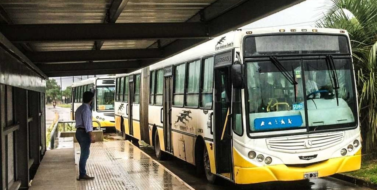 Metrofé: realizaron nuevas pruebas en el carril exclusivo