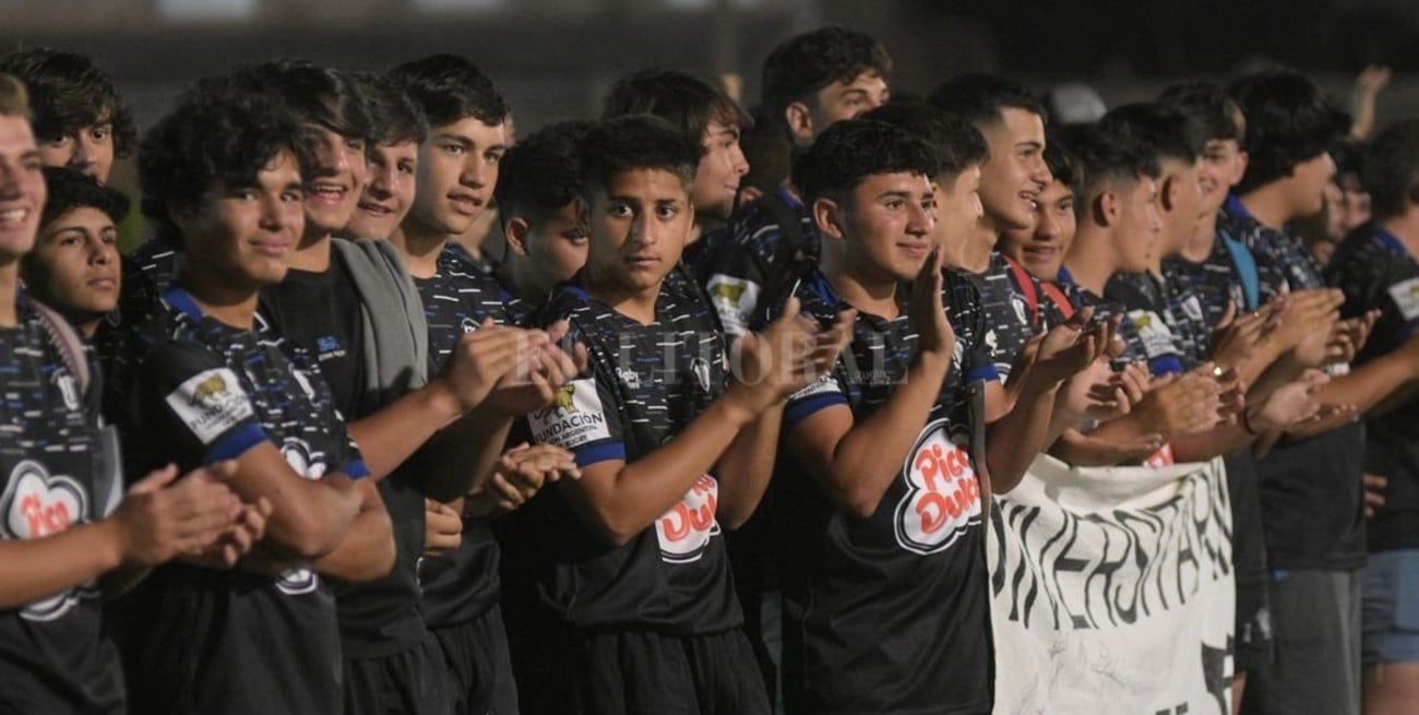 Universitario, 80 años criando "Cuervos"