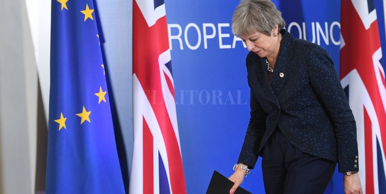 Theresa May anunció su renuncia como primera ministra