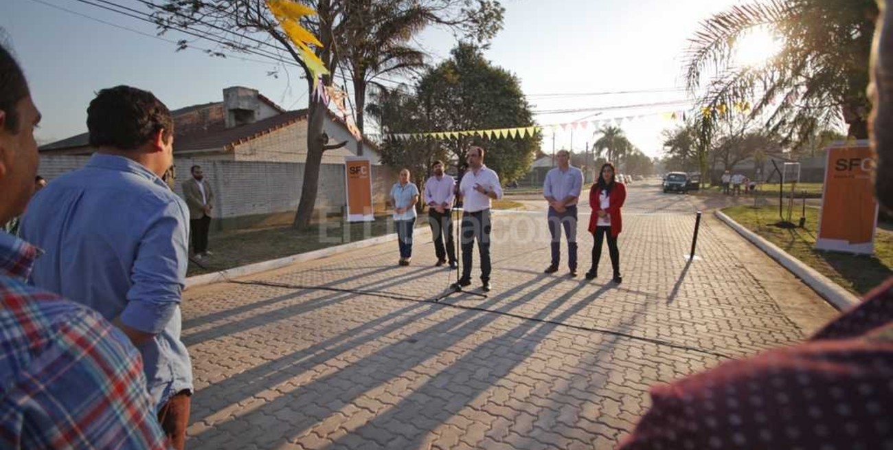 Corral: "Ya realizamos 126 cuadras de pavimento articulado"