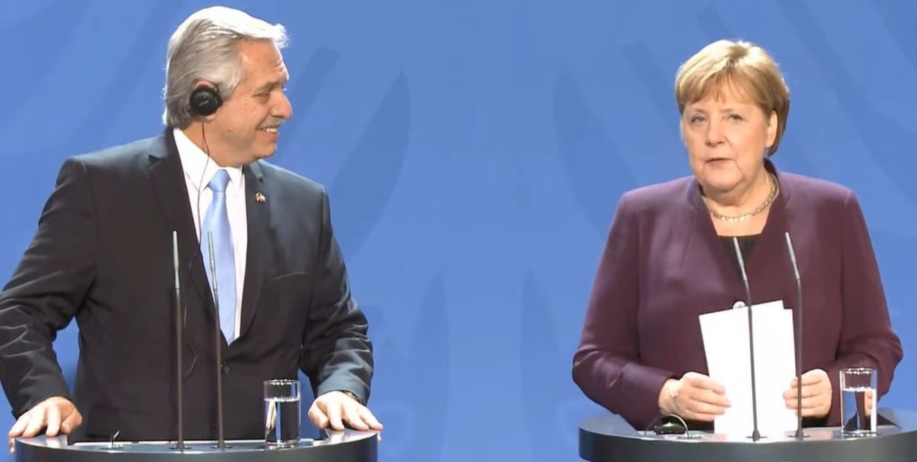 Merkel prometió ayudar al país: "Argentina no tiene una situación económica fácil"