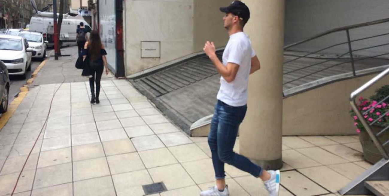 Si es Bayer...es bueno: la  rodilla de Alario está apta