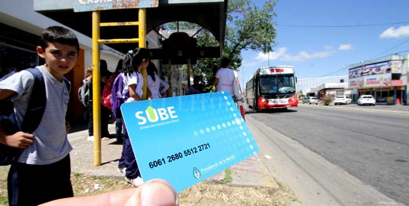 Implementan el boleto de colectivos gratuito para alumnos secundarios