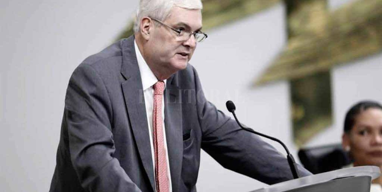 Costa Rica le da 60 días a diplomáticos de Venezuela para que abandonen el país