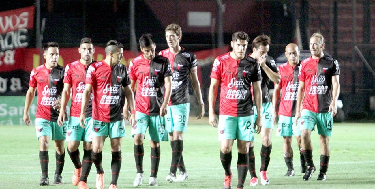 Colón cerró el año con una derrota