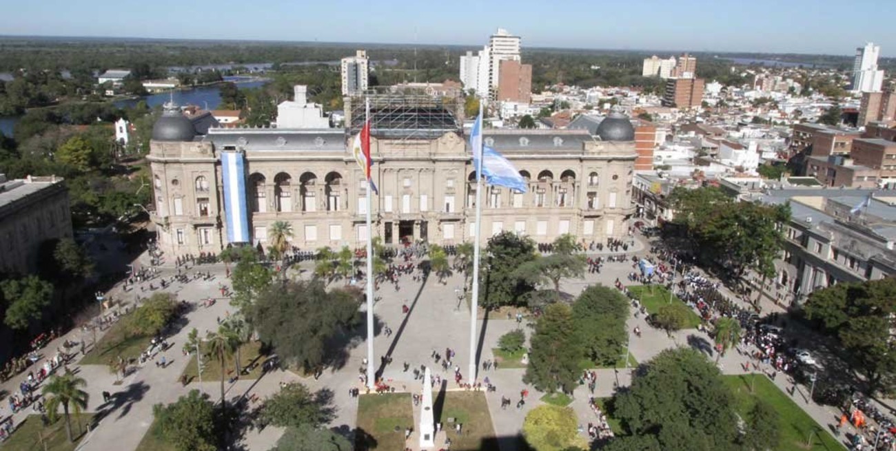 Santa Fe empezó el año con déficit fiscal