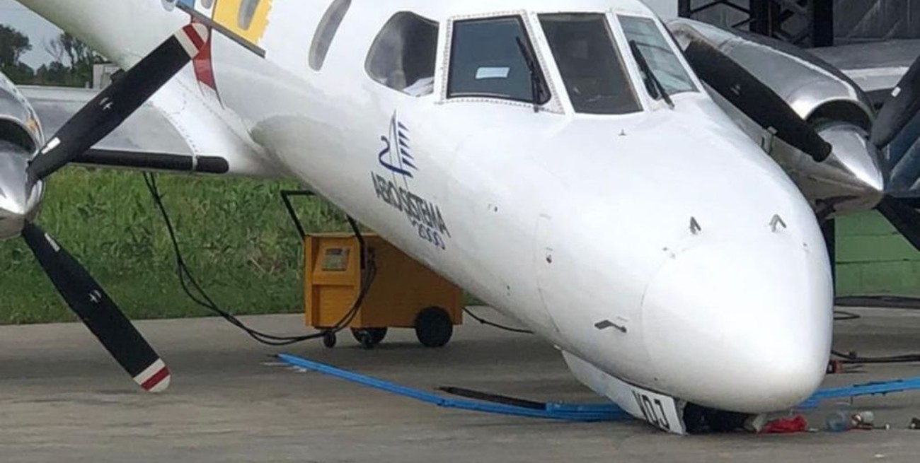 Un avión cayó sobre un mecánico en el aeropuerto de Morón