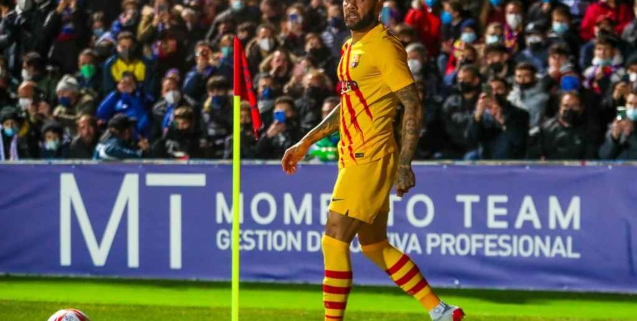 En el regreso oficial de Dani Alves, Barcelona ganó y avanzó de fase en la Copa del Rey