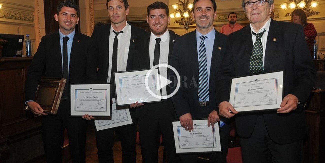 Homenaje a médicos del Iturraspe