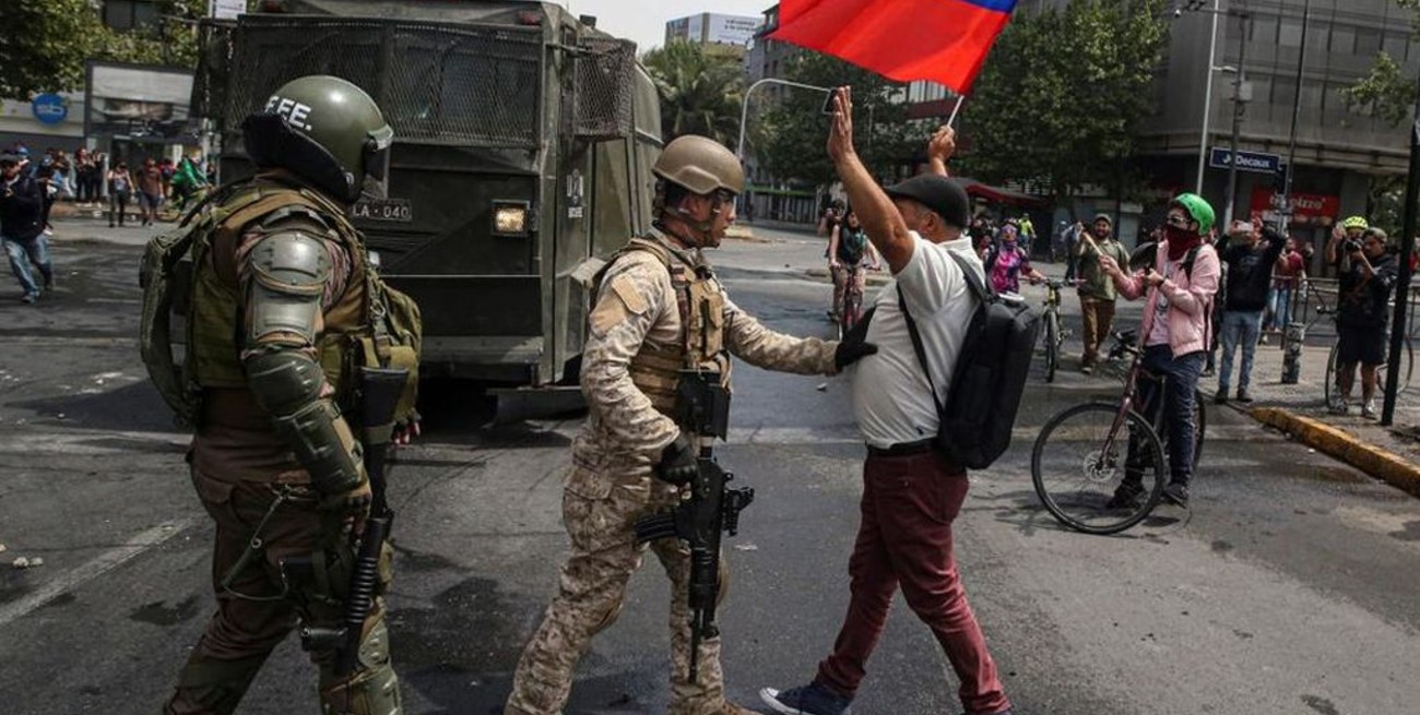 Confirman 425 detenciones ilegales durante las protestas en Chile